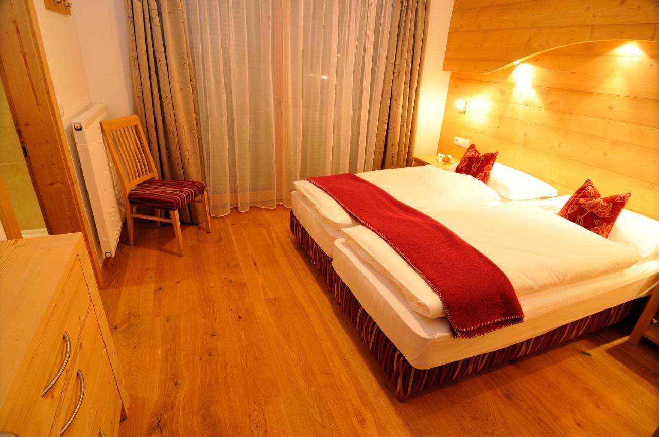 Chalet Regina Selva di Val Gardena Habitación foto